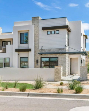 The Pearl at Desert Shores townhouse